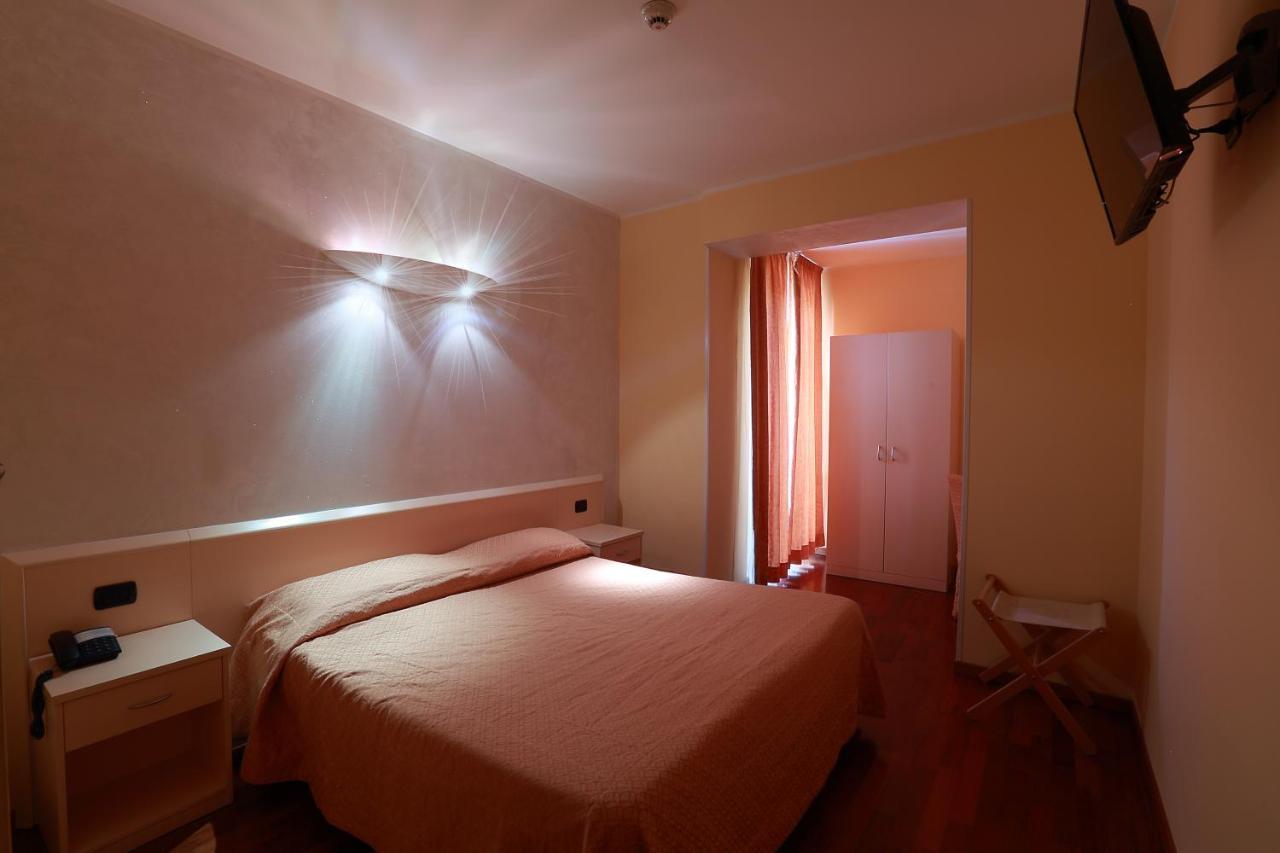 Hotel Caprice Avigliana Zewnętrze zdjęcie