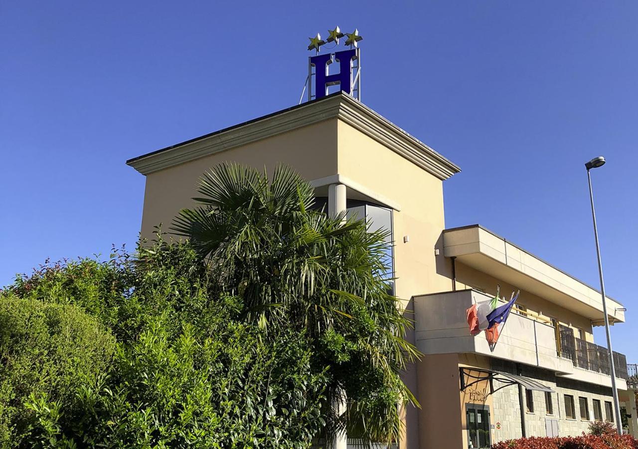 Hotel Caprice Avigliana Zewnętrze zdjęcie