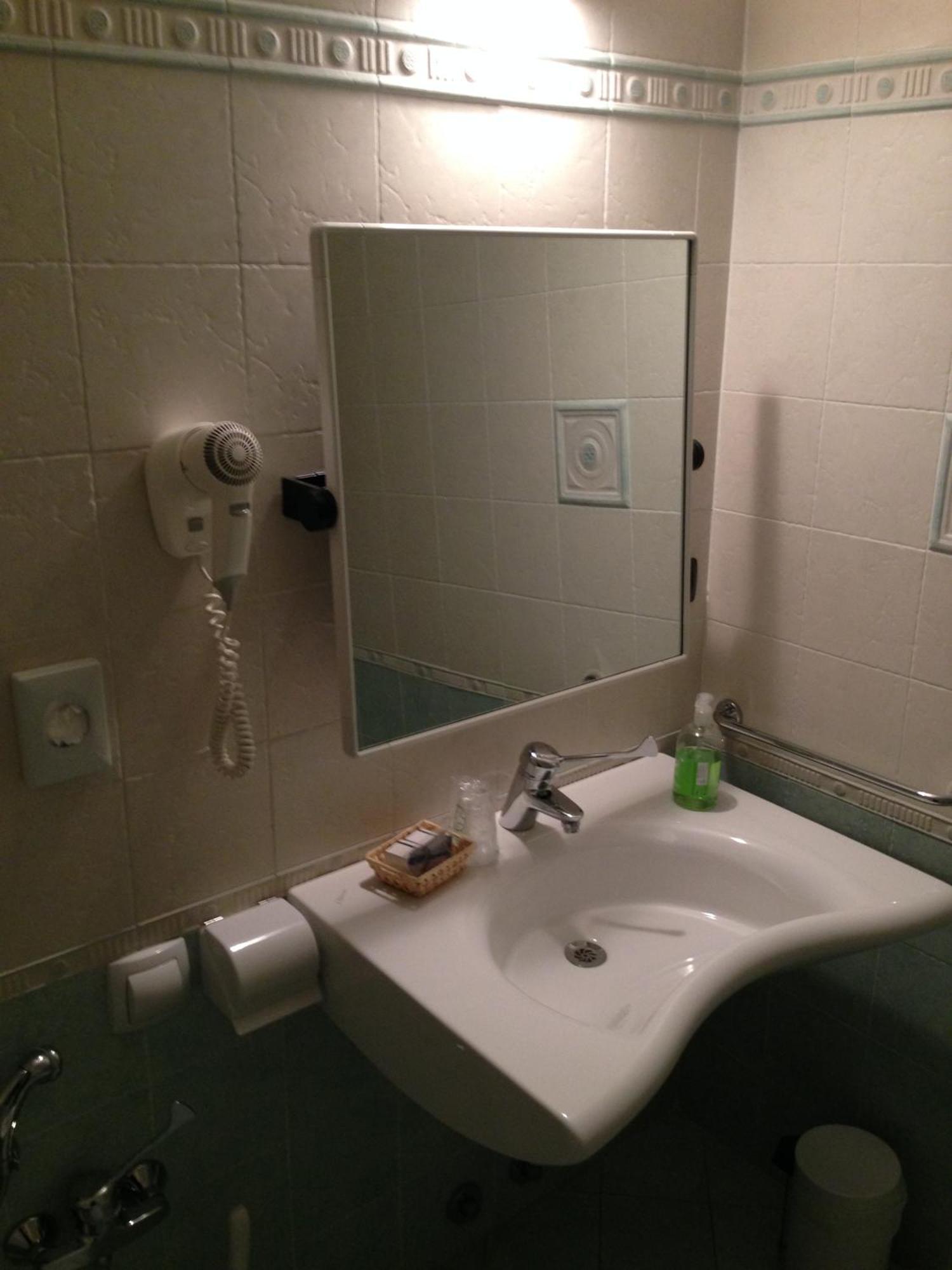 Hotel Caprice Avigliana Pokój zdjęcie